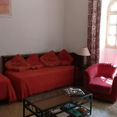 Au Chateau Cagninacci *