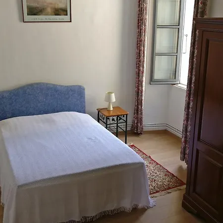 Au Chateau Cagninacci *