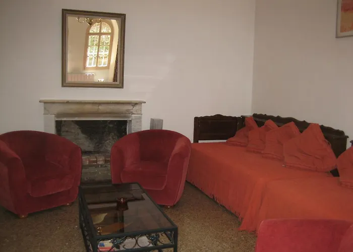Semesterbostad Au Chateau Cagninacci
